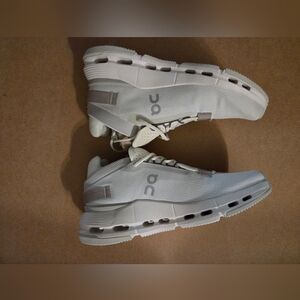 On Running Women Walking Sneakers Cloudnova 2 Size 7.5